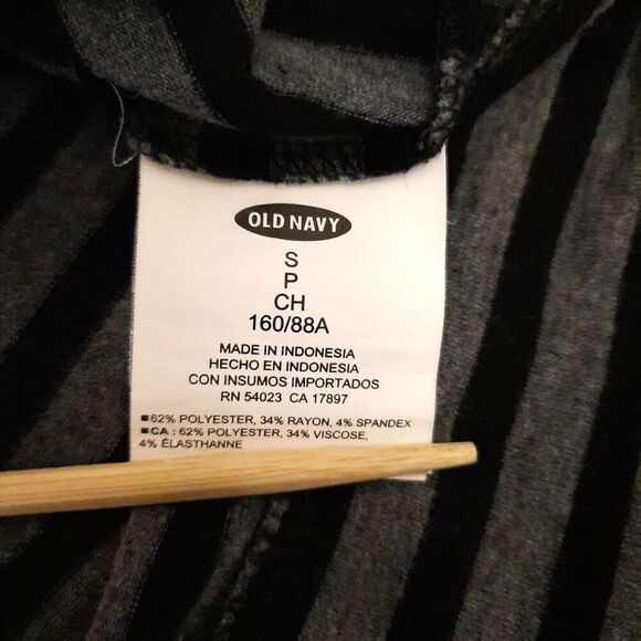 Old Navy Henley Hoodie Size Small Charcoal Stripe Y2K Style Kangaroo Pocket Goth - Picture 13 of 15